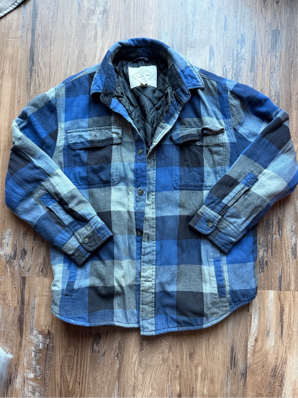 St. John's Bay Blue and Black Plaid Quilted-Lined Shacket xl 0113